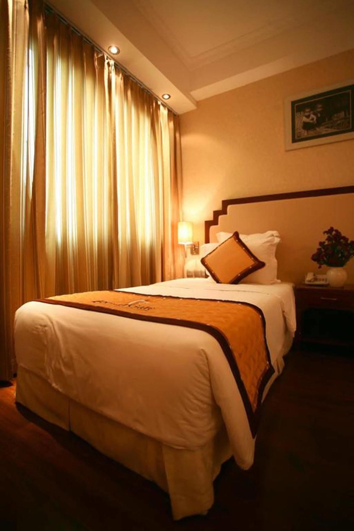 Royal Gate Hotel ฮานอย ภายนอก รูปภาพ